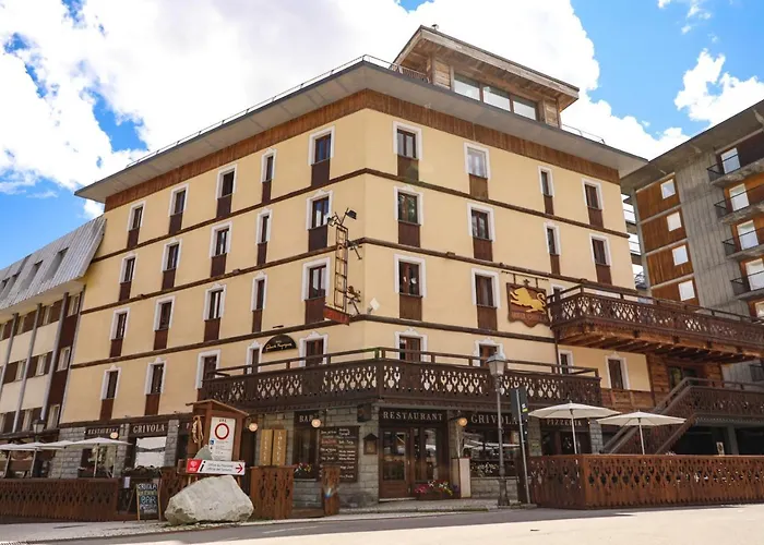 Art Hotel Grivola Breuil-Cervinia